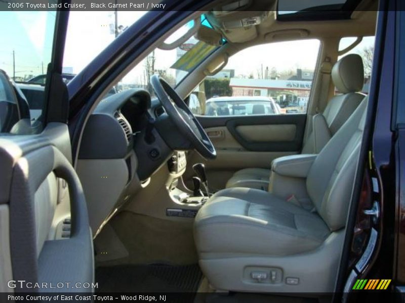 Black Garnet Pearl / Ivory 2006 Toyota Land Cruiser