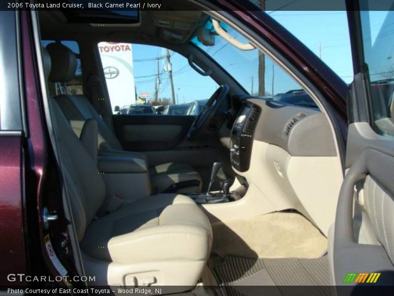 Black Garnet Pearl / Ivory 2006 Toyota Land Cruiser