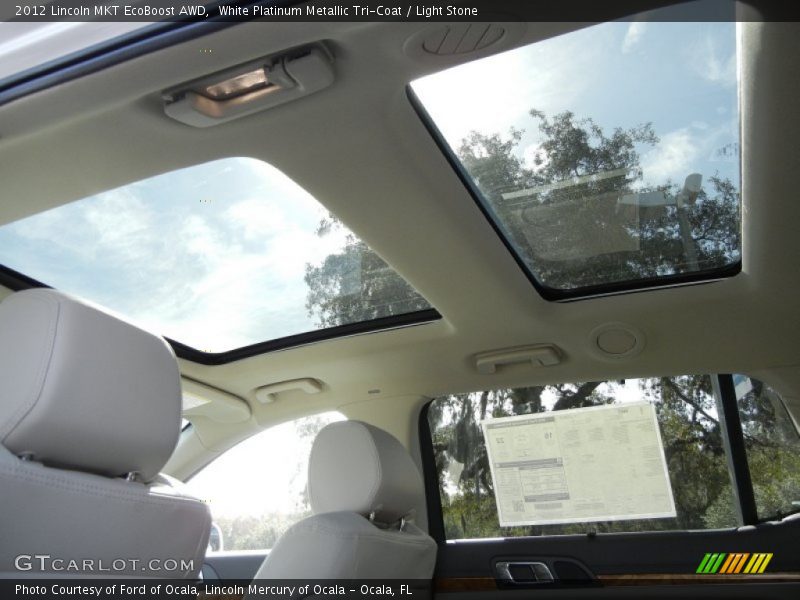 Sunroof of 2012 MKT EcoBoost AWD