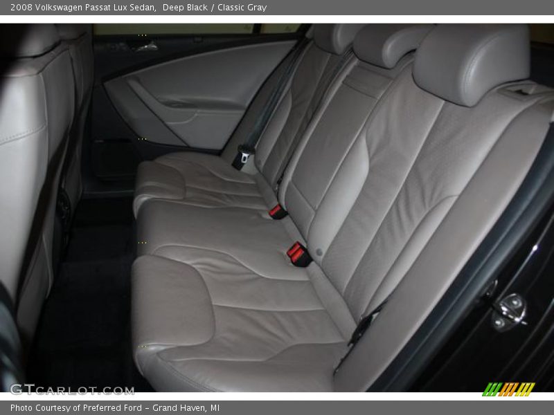 Deep Black / Classic Gray 2008 Volkswagen Passat Lux Sedan