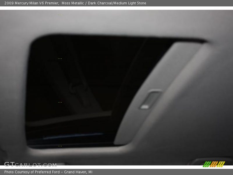 Moss Metallic / Dark Charcoal/Medium Light Stone 2009 Mercury Milan V6 Premier
