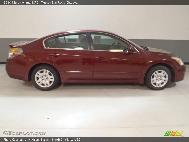 Tuscan Sun Red / Charcoal 2010 Nissan Altima 2.5 S