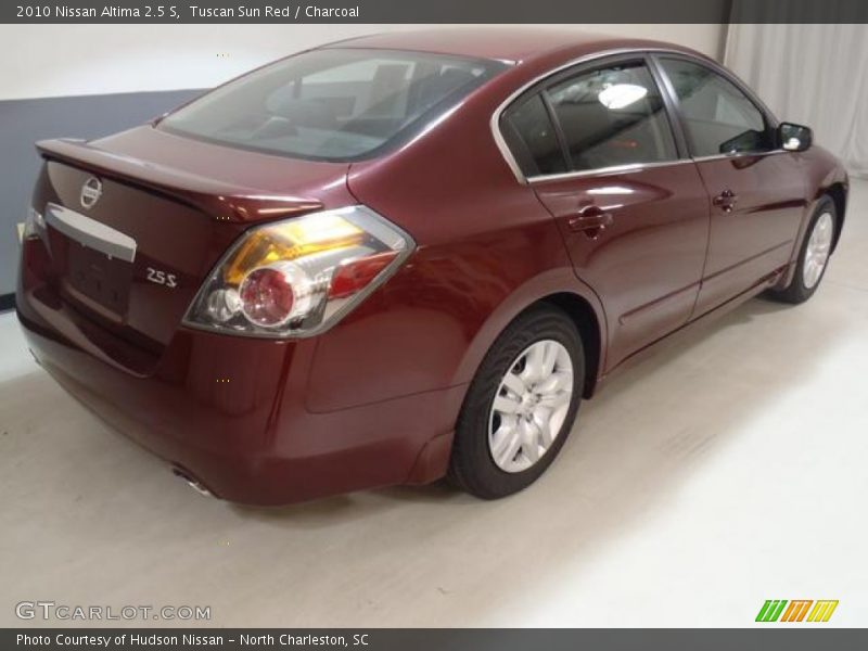 Tuscan Sun Red / Charcoal 2010 Nissan Altima 2.5 S
