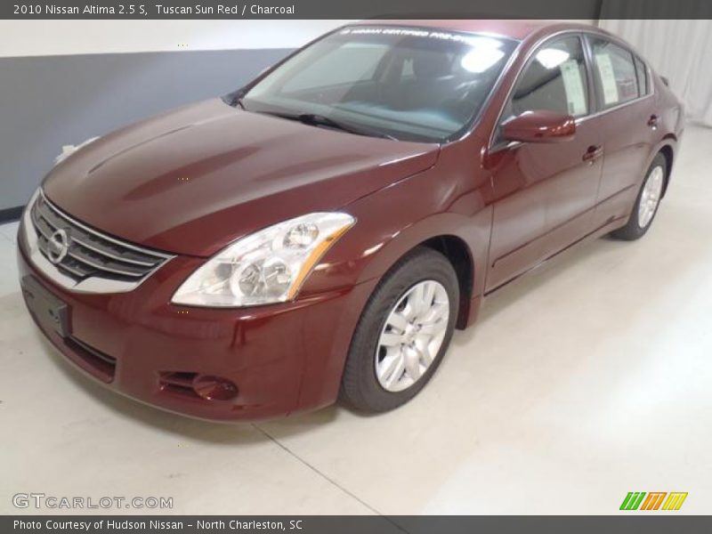 Tuscan Sun Red / Charcoal 2010 Nissan Altima 2.5 S