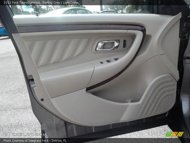 Sterling Grey / Light Stone 2011 Ford Taurus Limited