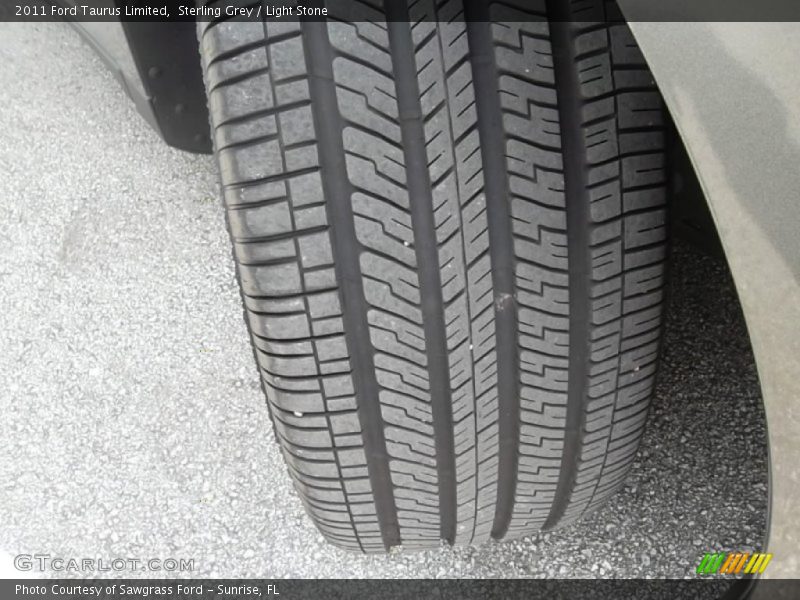 Sterling Grey / Light Stone 2011 Ford Taurus Limited