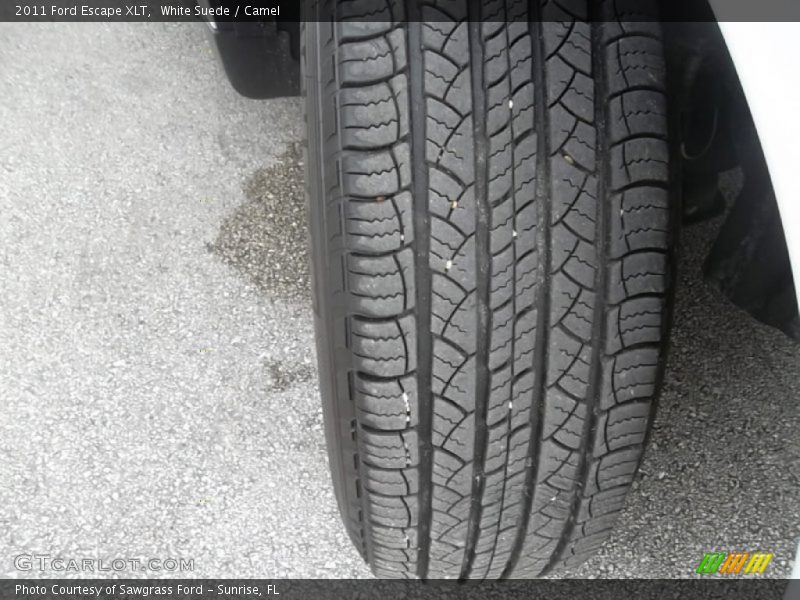 White Suede / Camel 2011 Ford Escape XLT