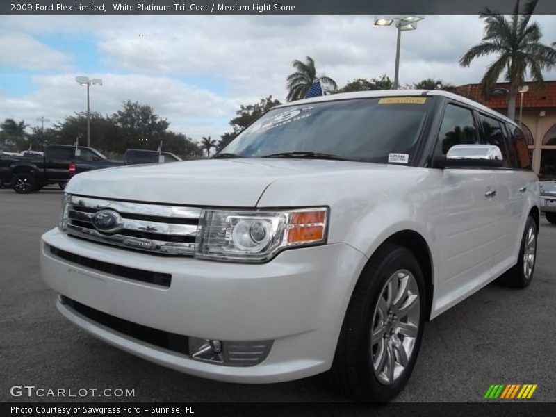 White Platinum Tri-Coat / Medium Light Stone 2009 Ford Flex Limited