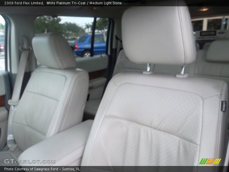 White Platinum Tri-Coat / Medium Light Stone 2009 Ford Flex Limited