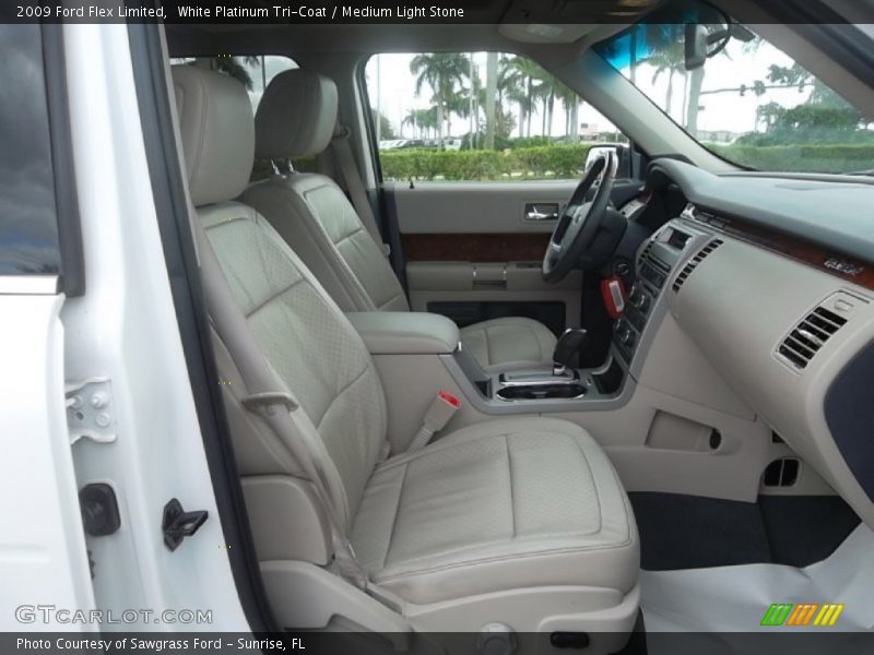 White Platinum Tri-Coat / Medium Light Stone 2009 Ford Flex Limited
