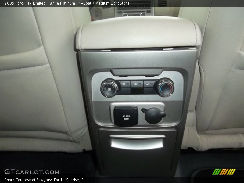 White Platinum Tri-Coat / Medium Light Stone 2009 Ford Flex Limited