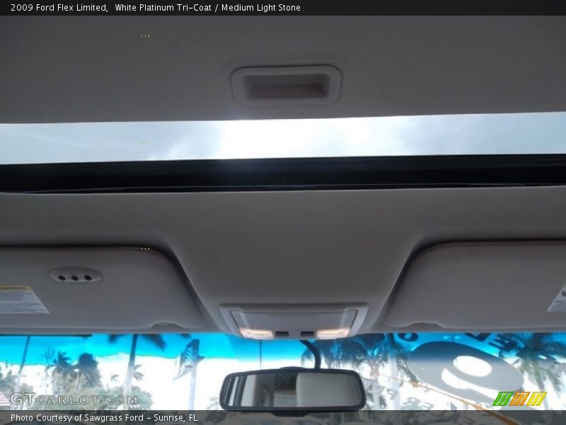 White Platinum Tri-Coat / Medium Light Stone 2009 Ford Flex Limited