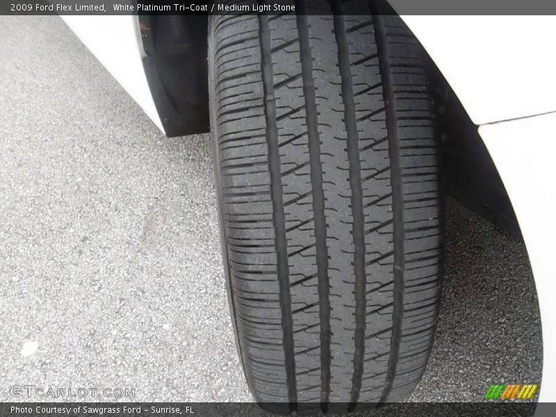 White Platinum Tri-Coat / Medium Light Stone 2009 Ford Flex Limited