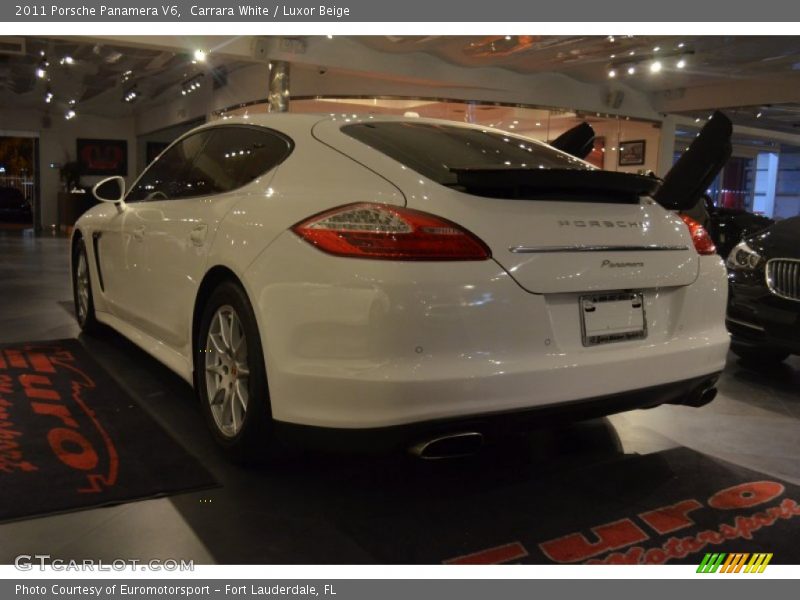 Carrara White / Luxor Beige 2011 Porsche Panamera V6