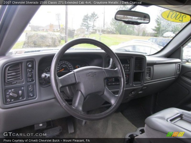 Graystone Metallic / Dark Charcoal 2007 Chevrolet Silverado 1500 Classic Z71 Extended Cab 4x4