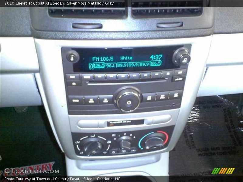 Controls of 2010 Cobalt XFE Sedan