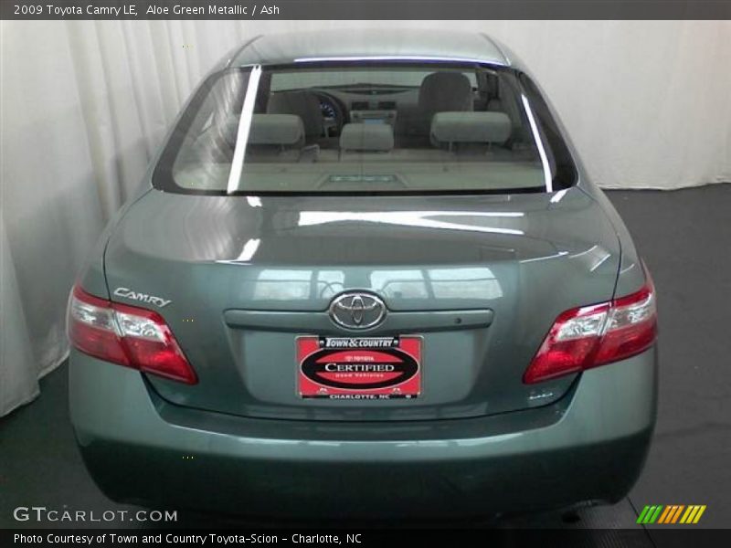 Aloe Green Metallic / Ash 2009 Toyota Camry LE