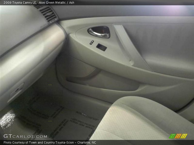 Aloe Green Metallic / Ash 2009 Toyota Camry LE