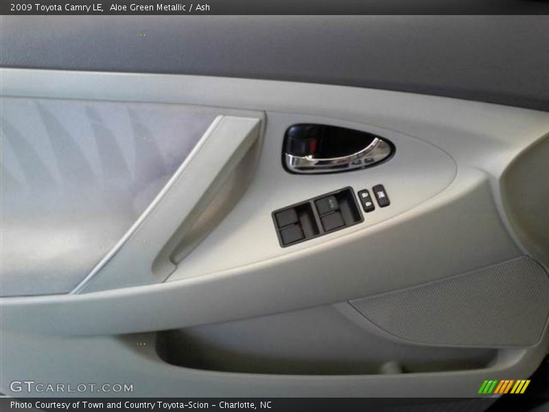 Aloe Green Metallic / Ash 2009 Toyota Camry LE