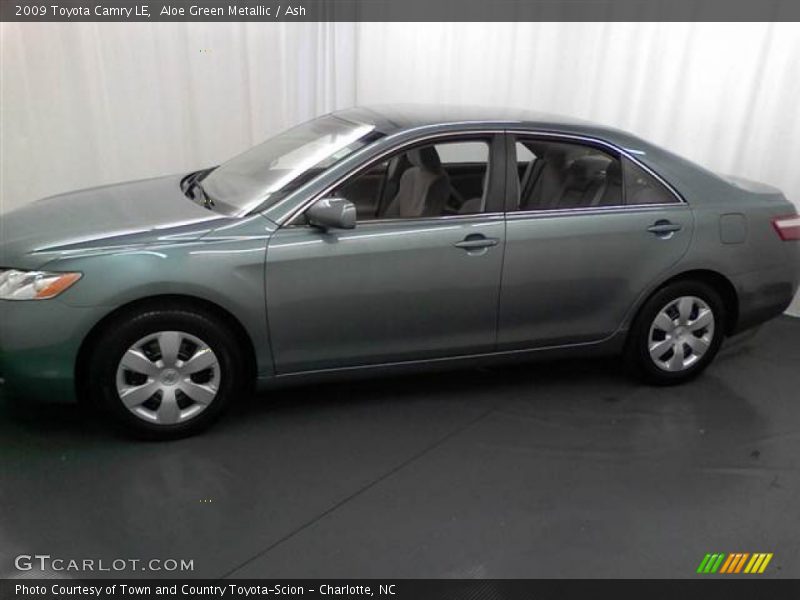 Aloe Green Metallic / Ash 2009 Toyota Camry LE