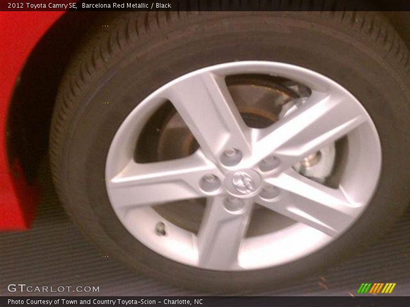 Barcelona Red Metallic / Black 2012 Toyota Camry SE