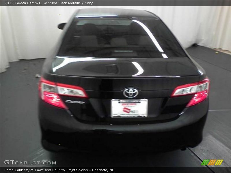 Attitude Black Metallic / Ivory 2012 Toyota Camry L