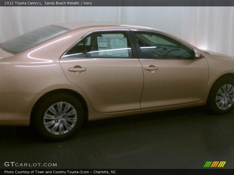 Sandy Beach Metallic / Ivory 2012 Toyota Camry L