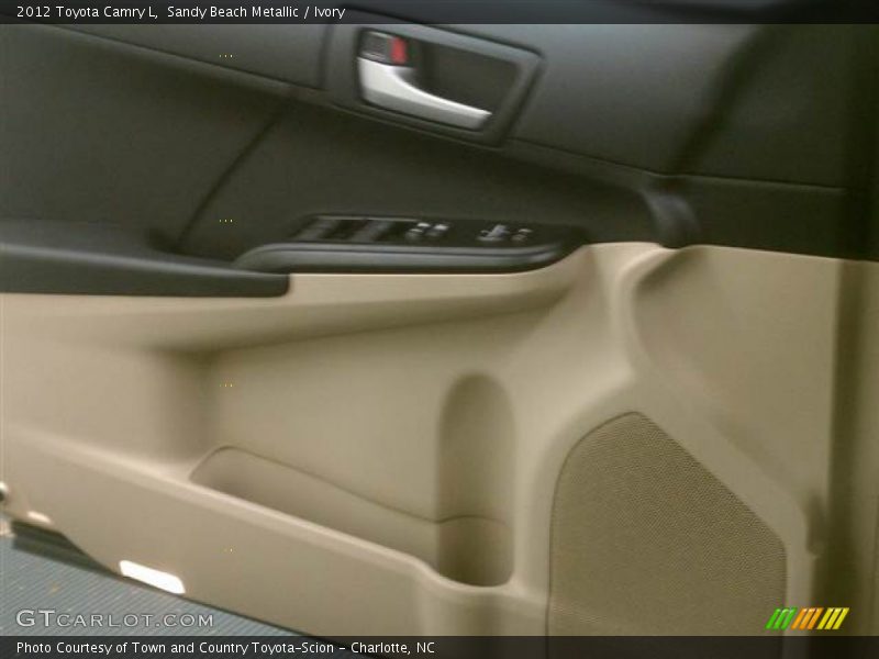 Sandy Beach Metallic / Ivory 2012 Toyota Camry L