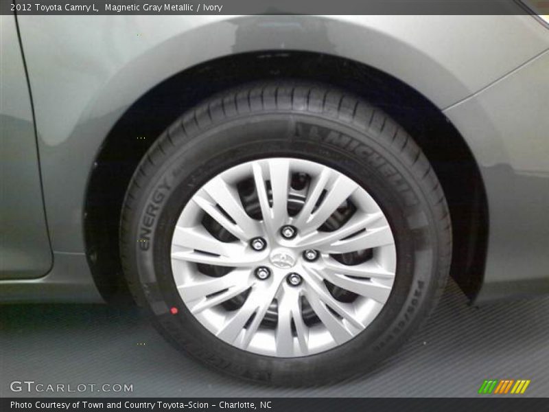Magnetic Gray Metallic / Ivory 2012 Toyota Camry L