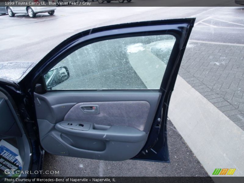 Blue Velvet Pearl / Gray 1999 Toyota Camry LE