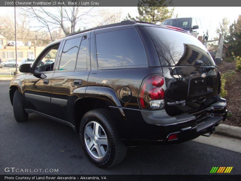 Black / Light Gray 2005 Chevrolet TrailBlazer LS 4x4