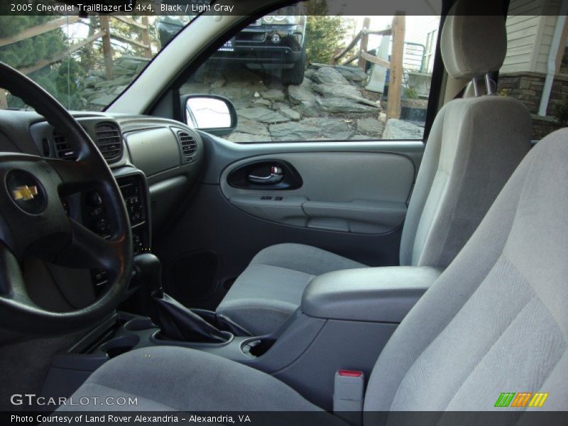 Black / Light Gray 2005 Chevrolet TrailBlazer LS 4x4