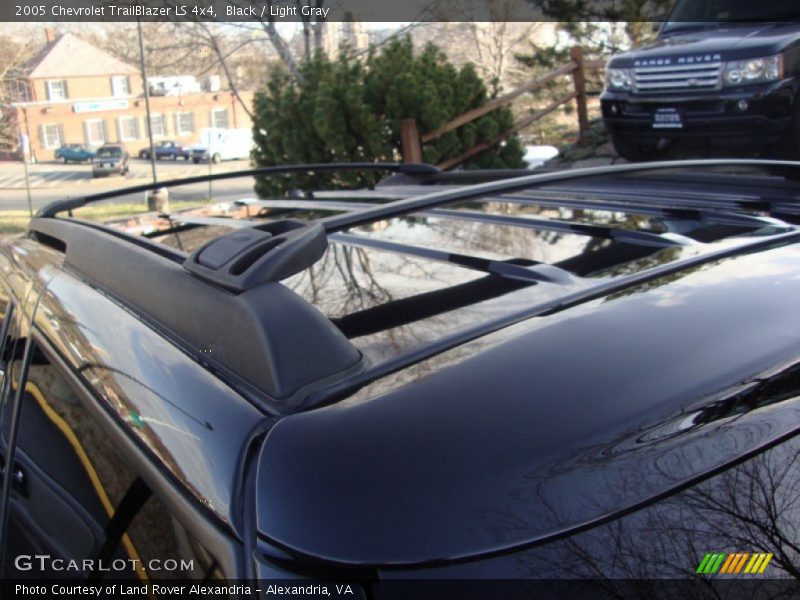 Black / Light Gray 2005 Chevrolet TrailBlazer LS 4x4