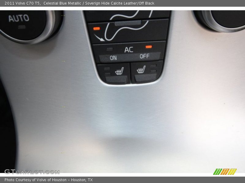 Celestial Blue Metallic / Soverign Hide Calcite Leather/Off Black 2011 Volvo C70 T5