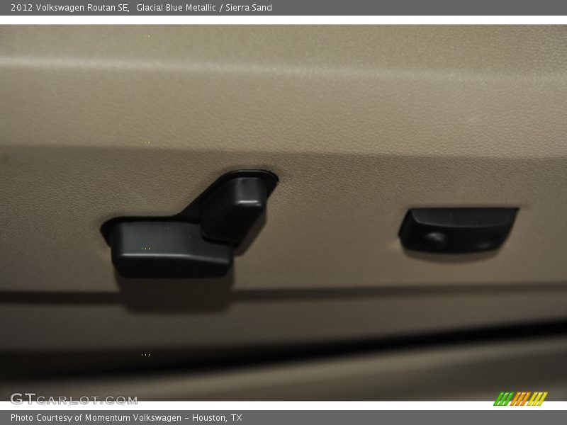 Glacial Blue Metallic / Sierra Sand 2012 Volkswagen Routan SE