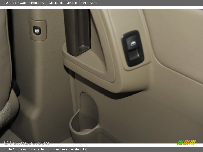 Glacial Blue Metallic / Sierra Sand 2012 Volkswagen Routan SE
