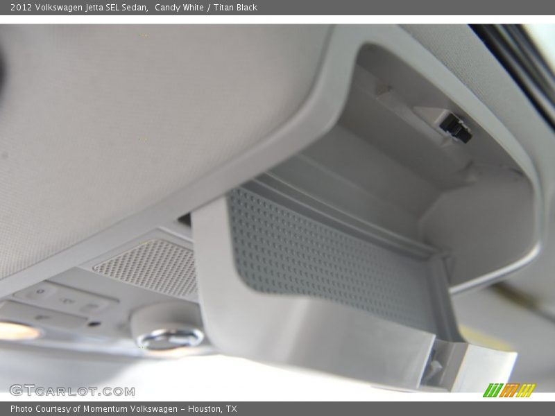 Candy White / Titan Black 2012 Volkswagen Jetta SEL Sedan