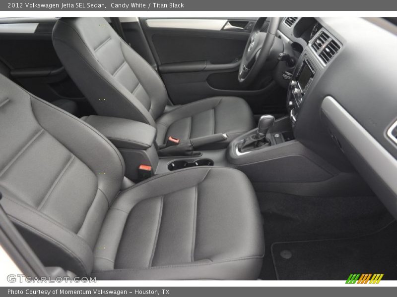 Candy White / Titan Black 2012 Volkswagen Jetta SEL Sedan