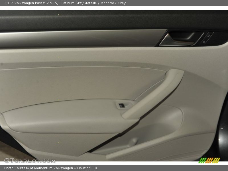 Platinum Gray Metallic / Moonrock Gray 2012 Volkswagen Passat 2.5L S