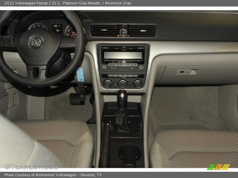 Platinum Gray Metallic / Moonrock Gray 2012 Volkswagen Passat 2.5L S