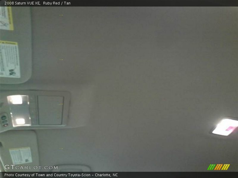Ruby Red / Tan 2008 Saturn VUE XE