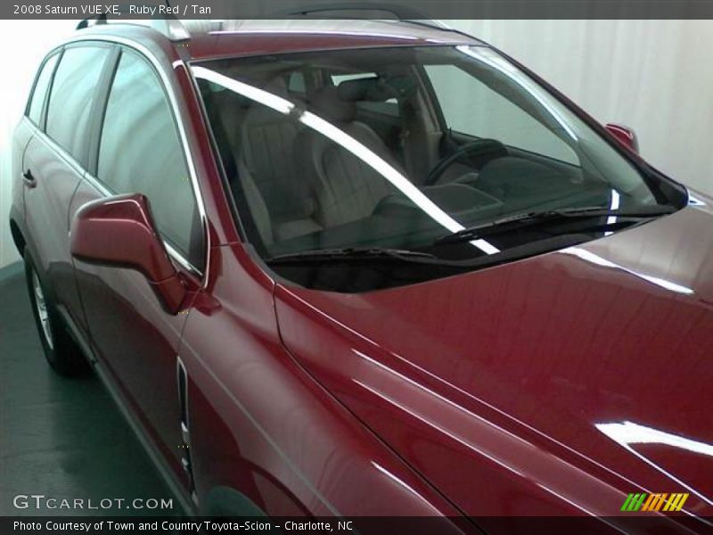 Ruby Red / Tan 2008 Saturn VUE XE