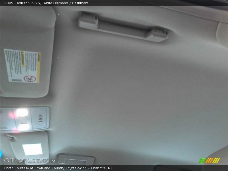 White Diamond / Cashmere 2005 Cadillac STS V6