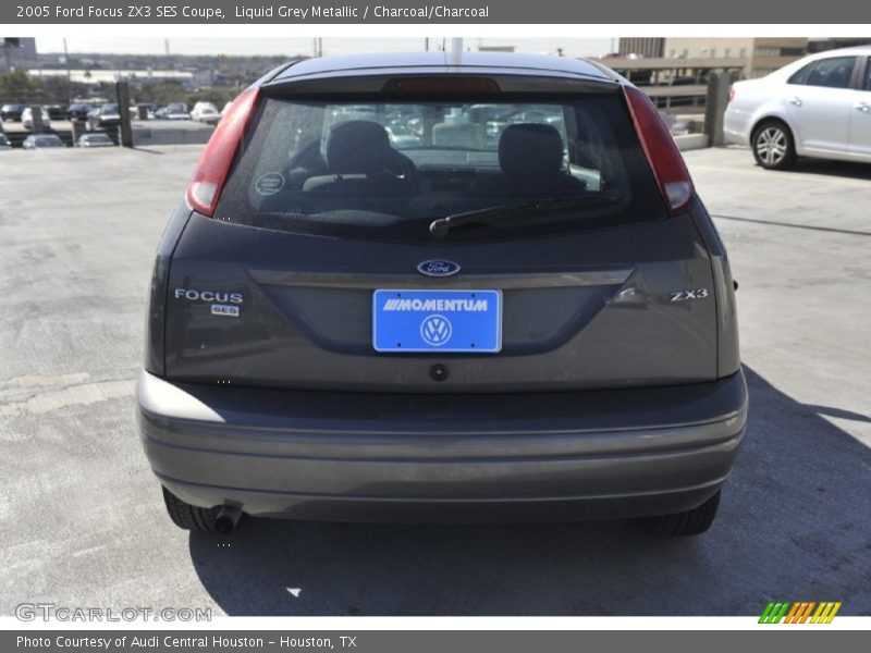 Liquid Grey Metallic / Charcoal/Charcoal 2005 Ford Focus ZX3 SES Coupe