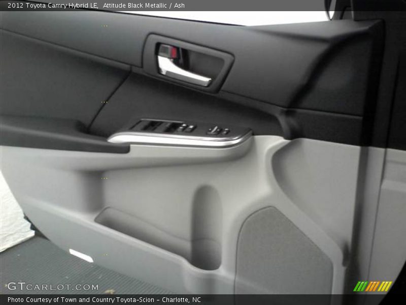 Attitude Black Metallic / Ash 2012 Toyota Camry Hybrid LE