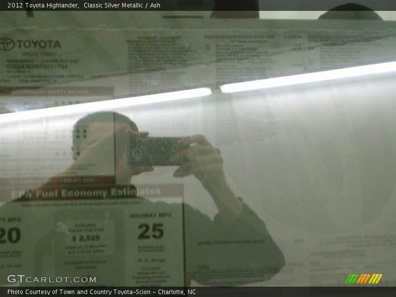 Classic Silver Metallic / Ash 2012 Toyota Highlander