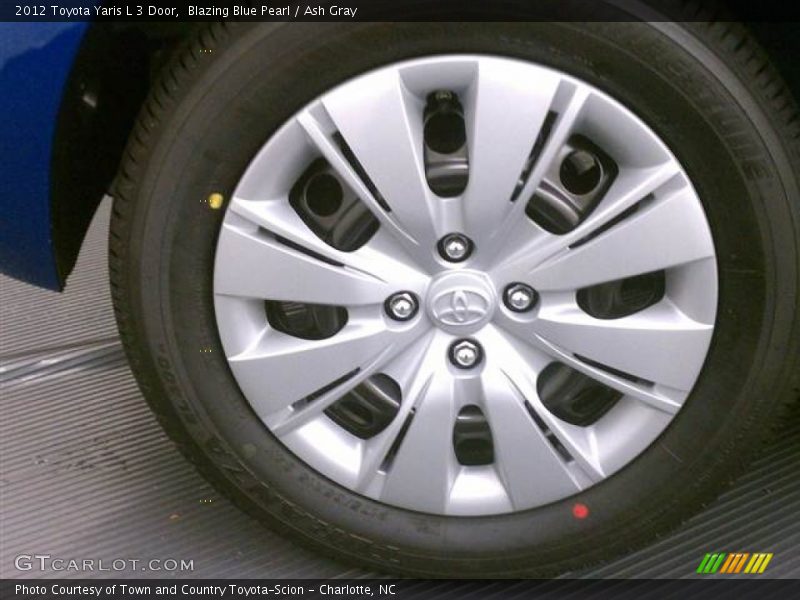Blazing Blue Pearl / Ash Gray 2012 Toyota Yaris L 3 Door