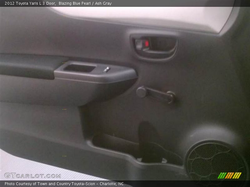 Blazing Blue Pearl / Ash Gray 2012 Toyota Yaris L 3 Door
