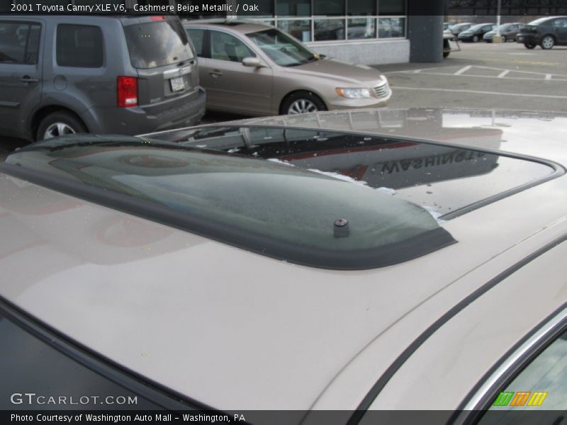 Cashmere Beige Metallic / Oak 2001 Toyota Camry XLE V6