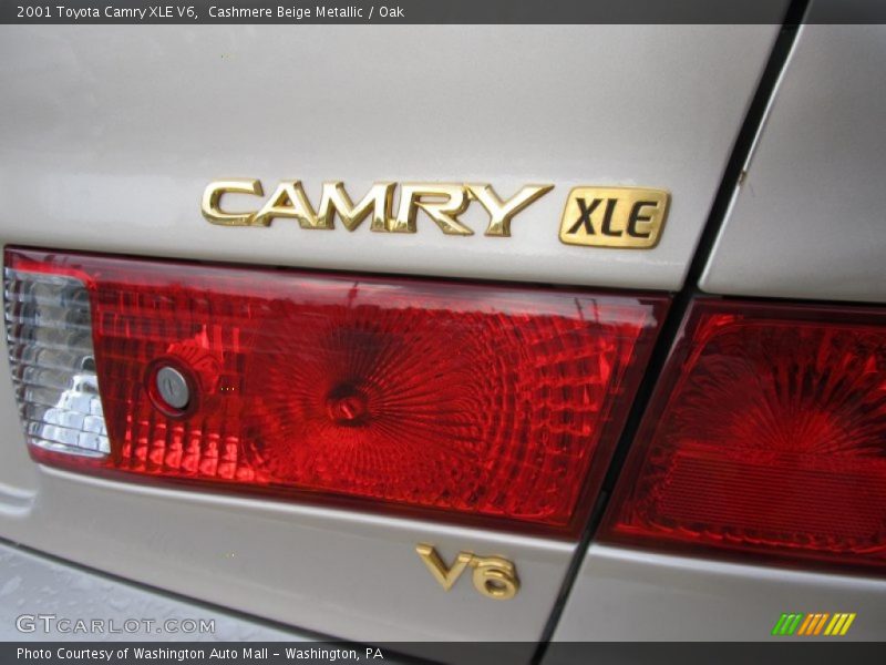  2001 Camry XLE V6 Logo